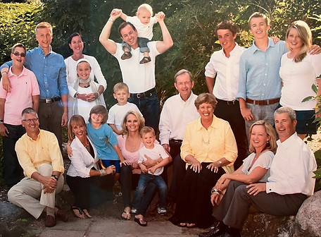 Jennings Extended Family 2012_edited.jpg