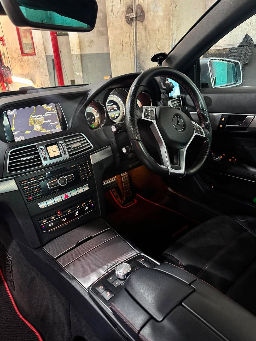 Centre Console Close up.jpg