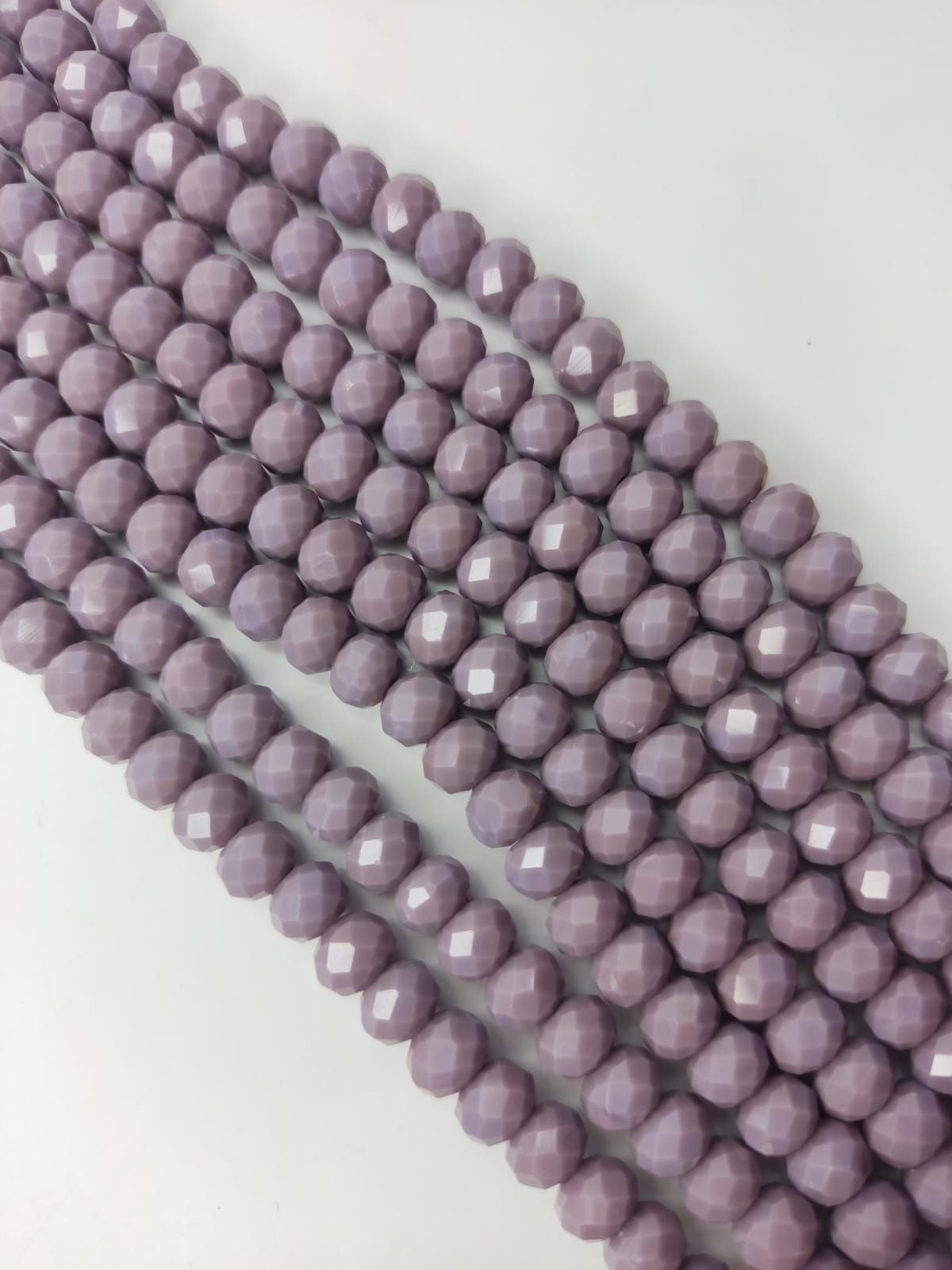 Cristal lavanda leitoso n8