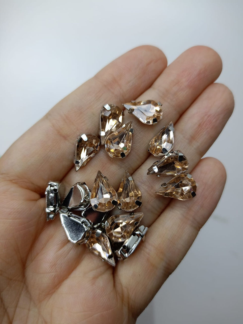 Miniatura: Engrampado de gota acrílica 8x13mm