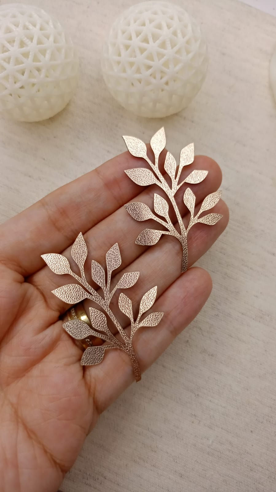 Miniatura: (Lonita) Raminho 12 folhas