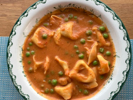 Tomatsoppa med tortellini