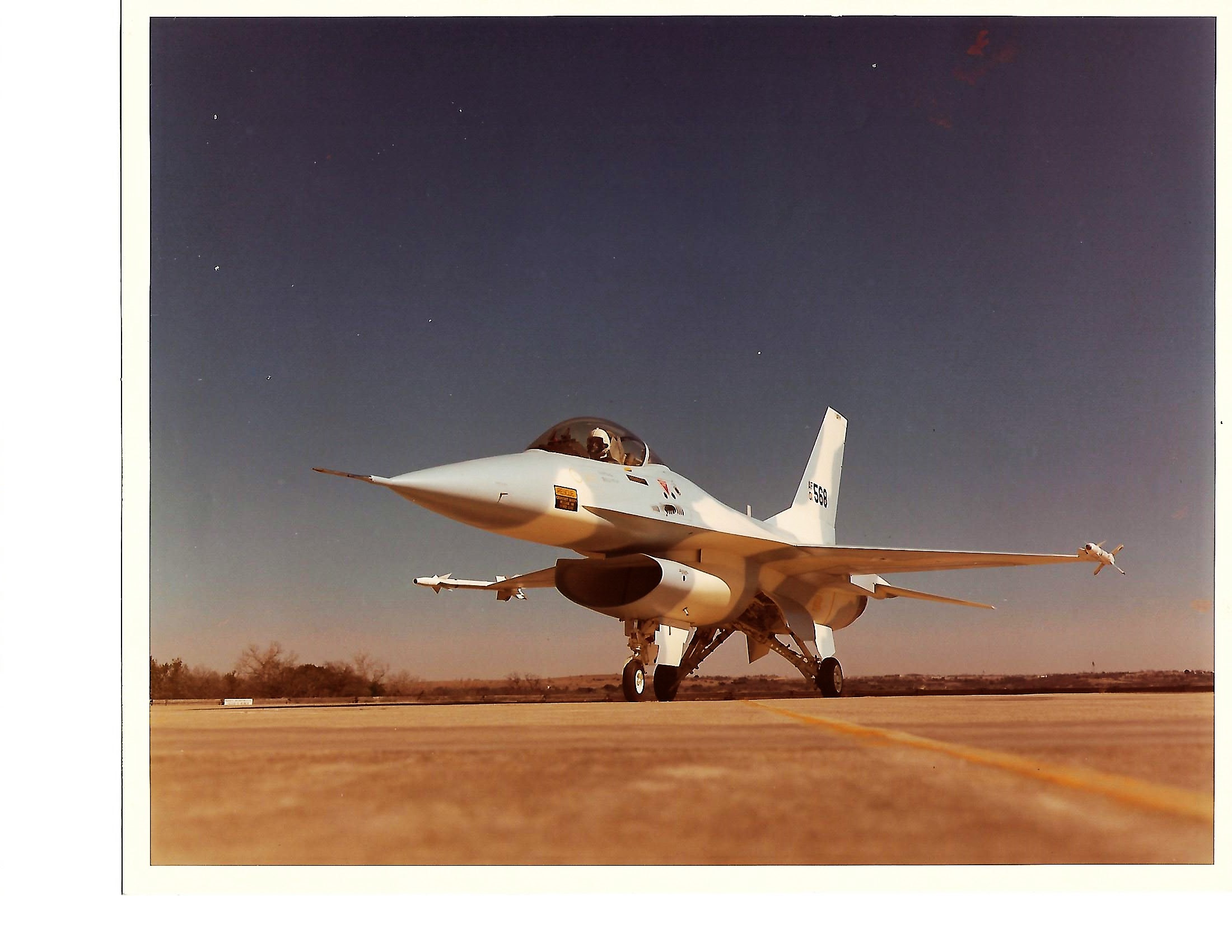 F-16 A Promo Pic