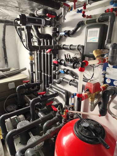 Instal·lació tècnica del funcionament de la piscina