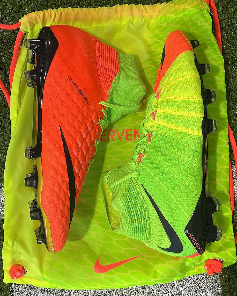 Miniatura: Football boots 