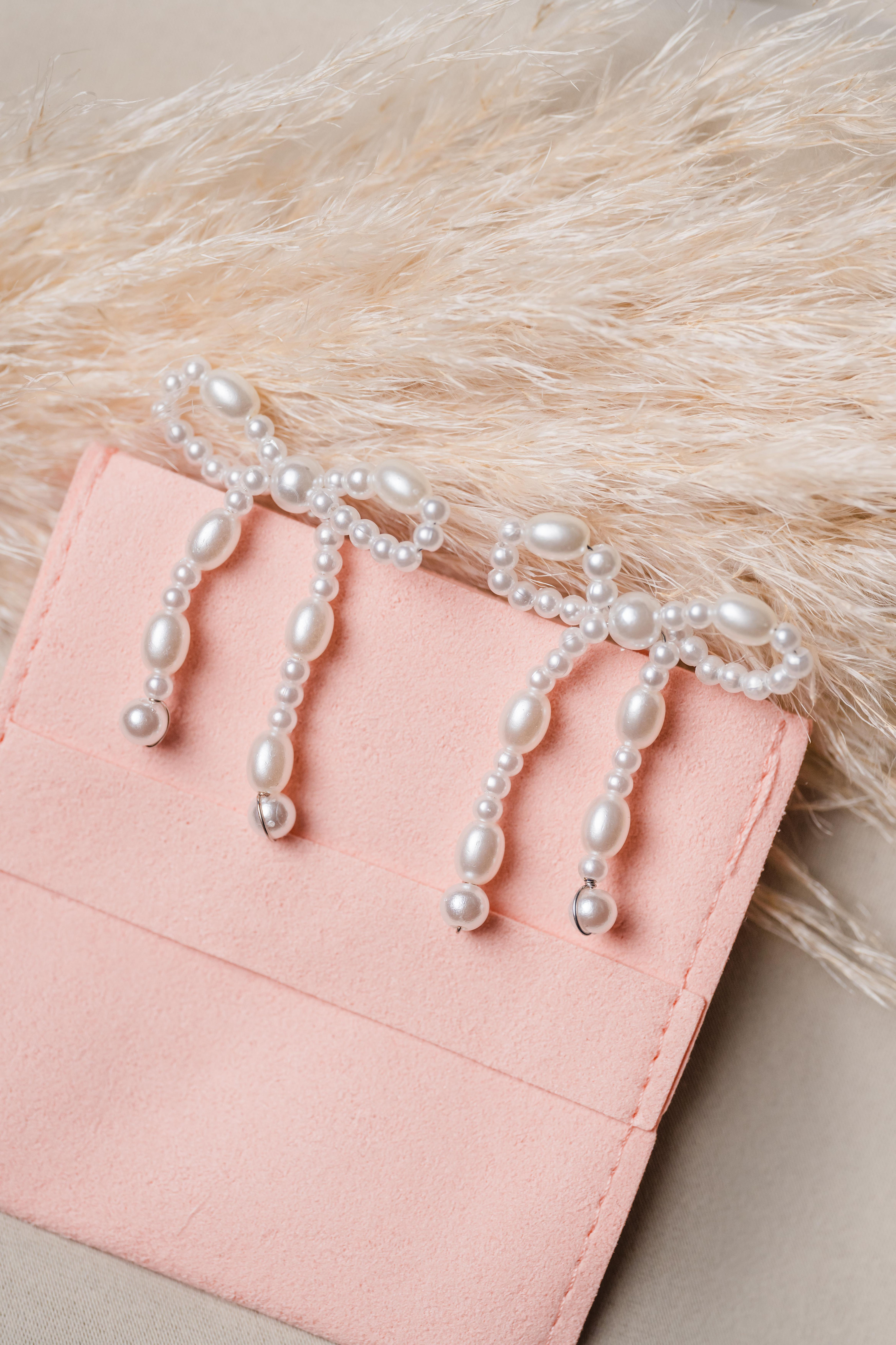 The Ivory Knot Pearl Earrings