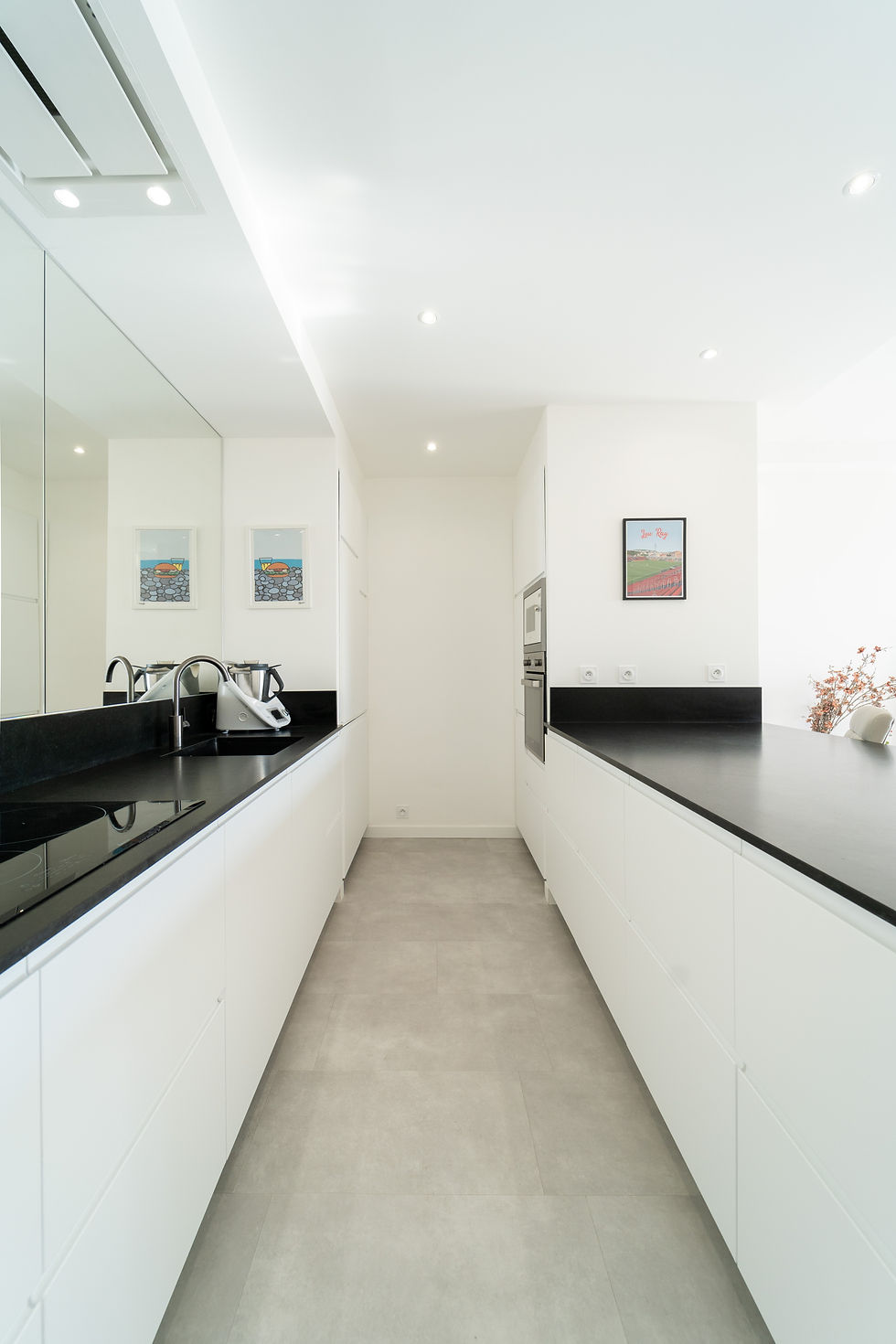 Pour ce projet de rénovation, de cet appartement à Nice, Casavog a été désigné par nos clients.