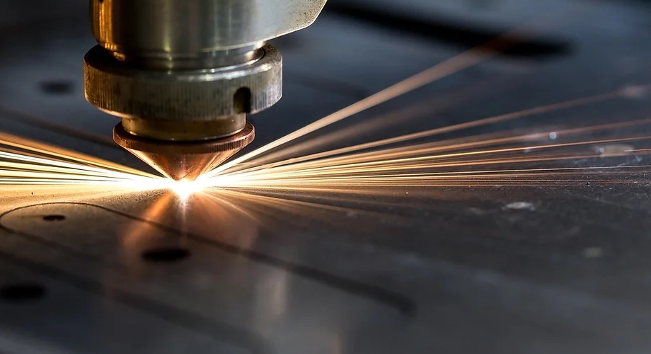 Découpe laser effectuée à partir de plans, fichiers informatiques ou sur gabarit.