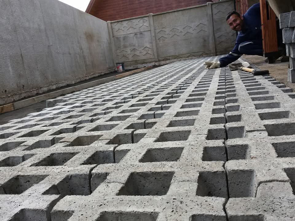 WhatsApp Image 2025-09-07 at 09.42.28 (1)