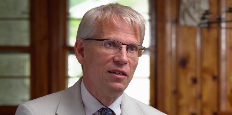 Kulldorff Deleted: Famed Epidemiologist and Early Opponent of Lockdowns Banned by LinkedIn