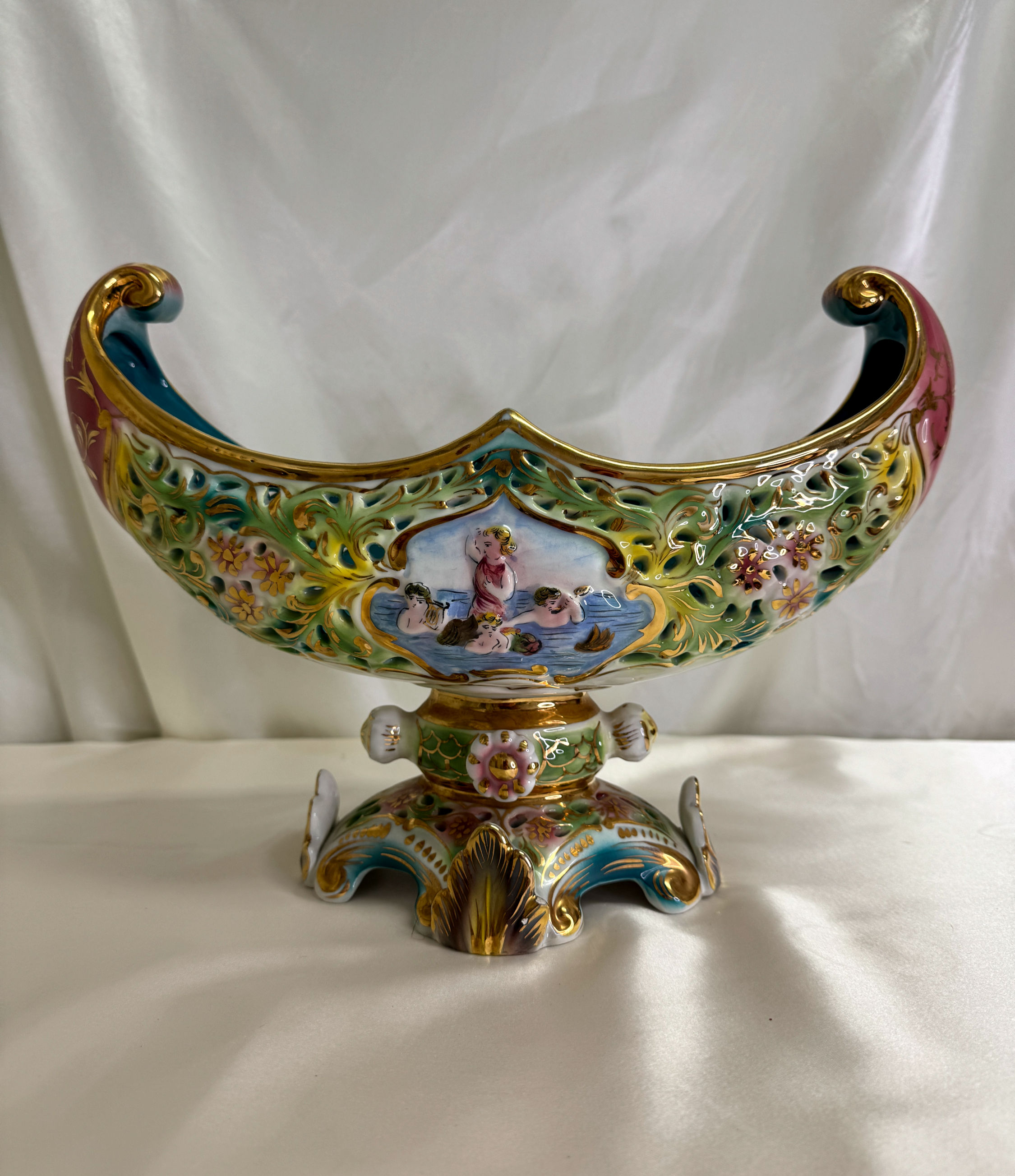 Italian Capodimonte Centerpiece Vase