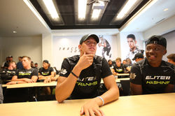 Elite 11 Meeting Room