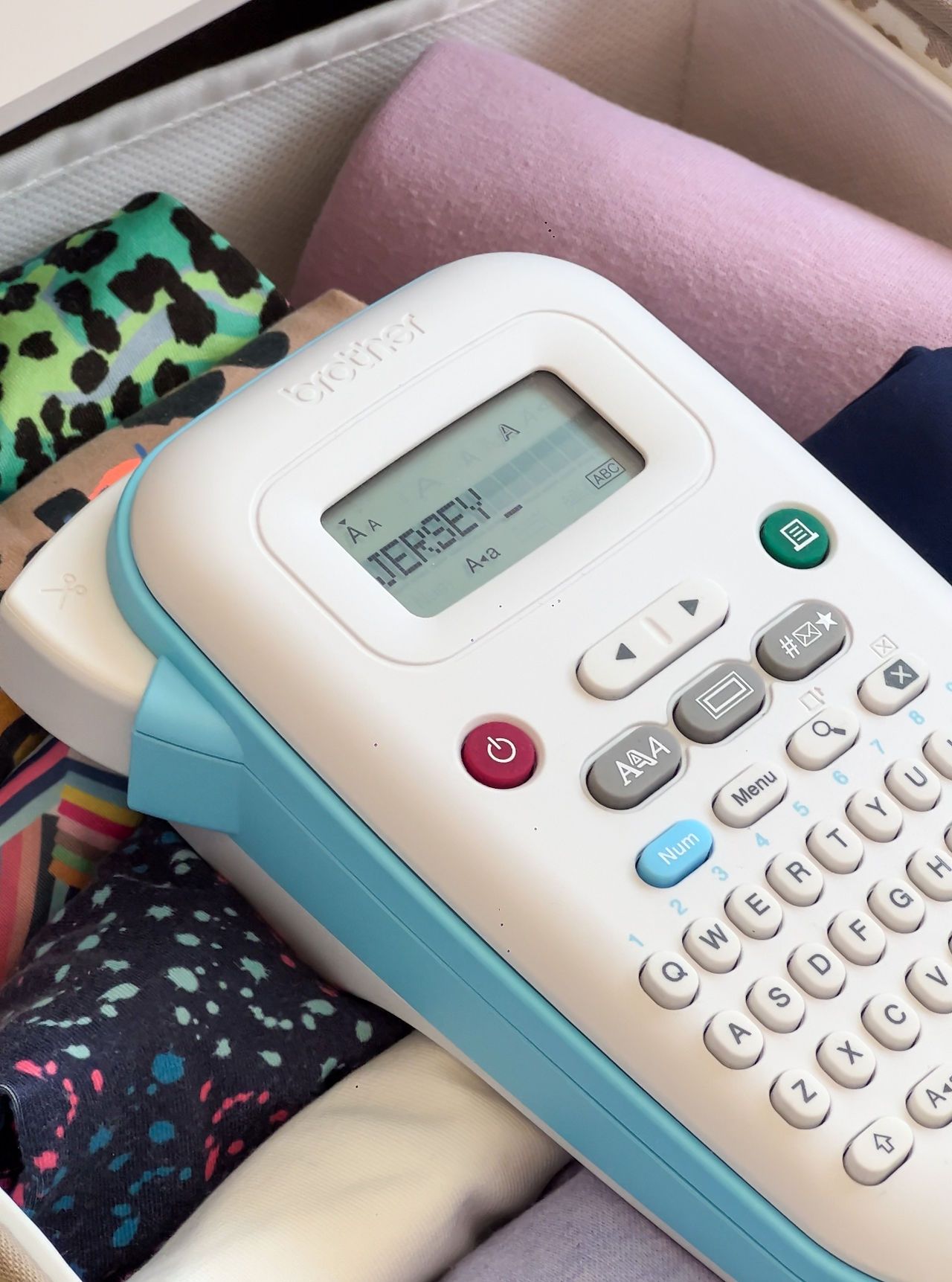 Label maker