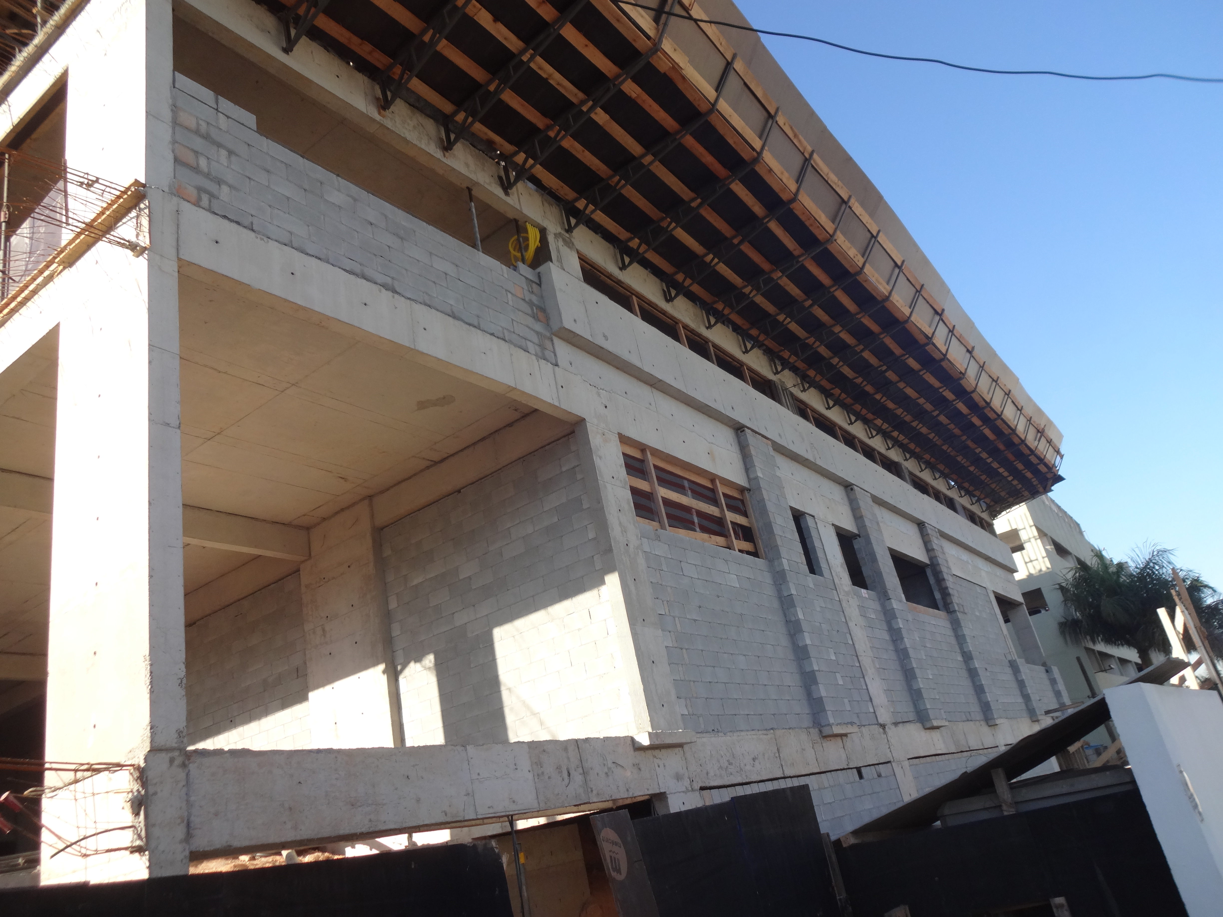 Execução de alvenaria de fechamento