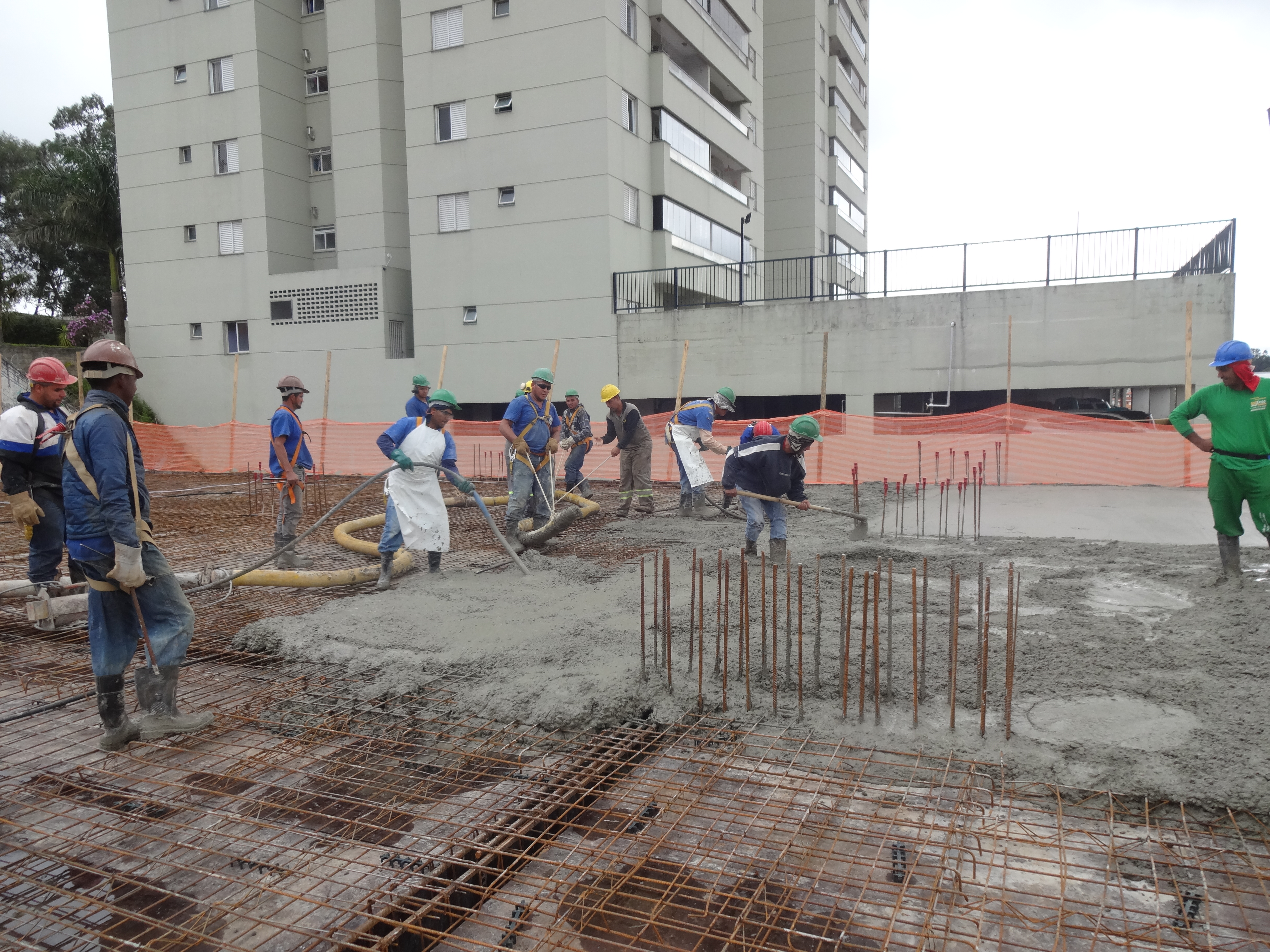 Execução da concretagem - 2° Subsolo