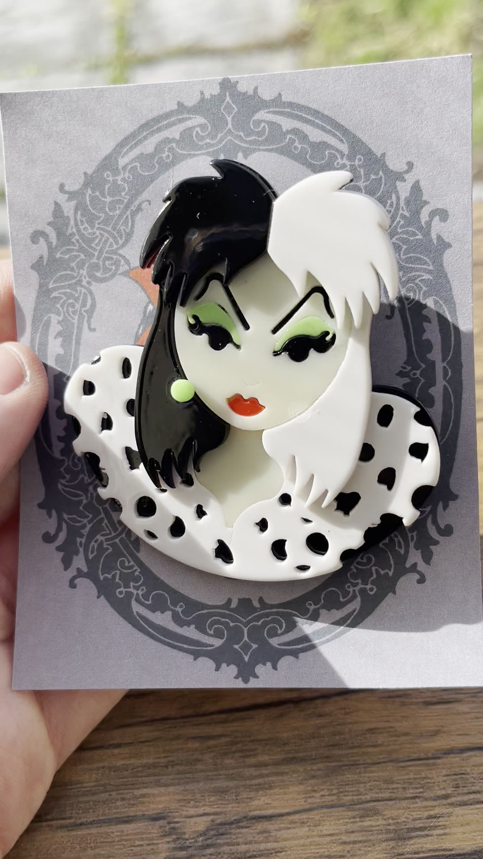 Thumbnail: Fun Quirky Cruella Deville Style 3D Brooch