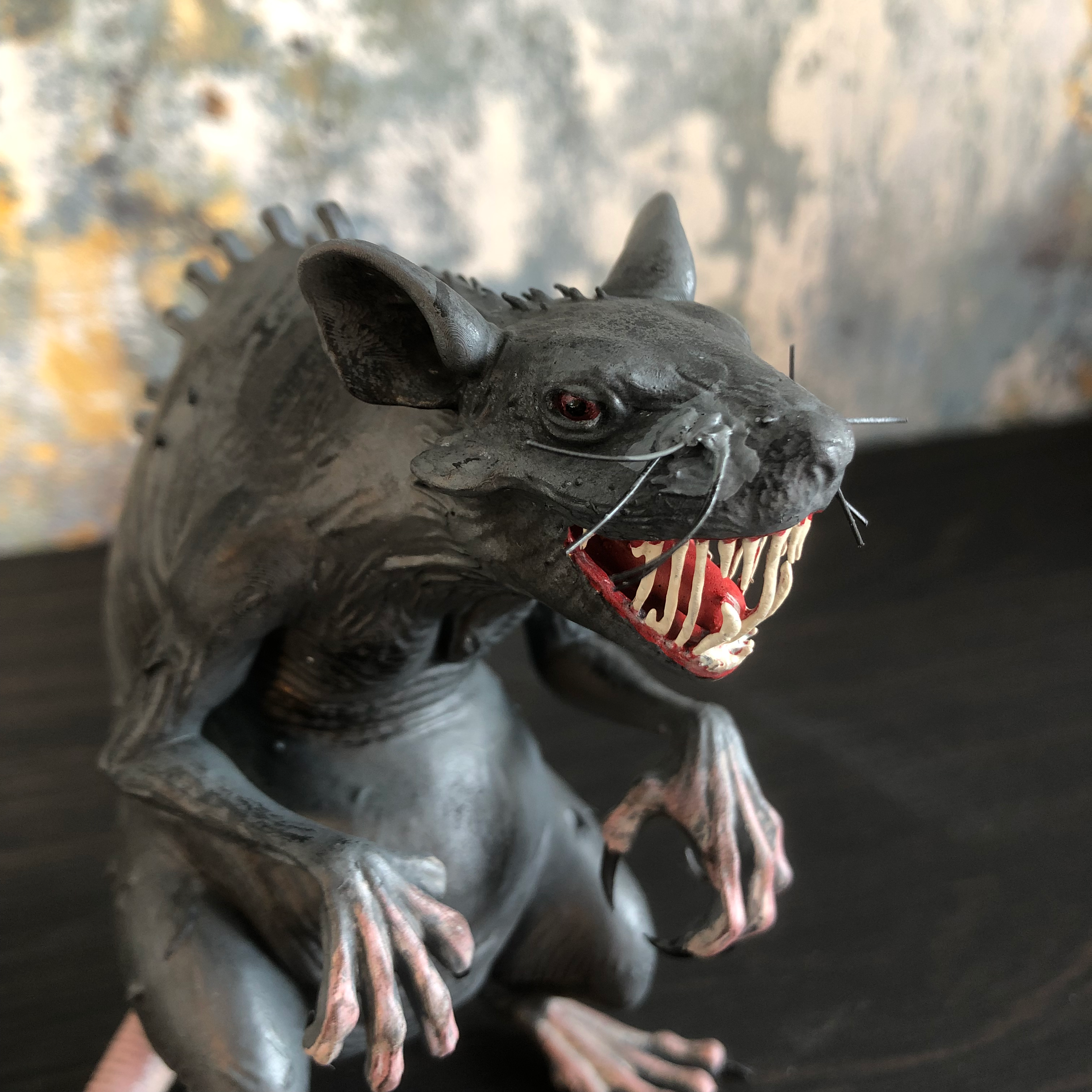 "Dirty rat" 8k Resin print (in light up glass dome)