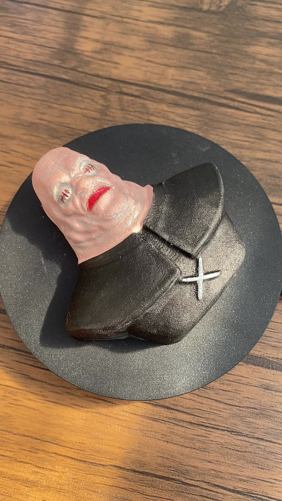 Thumbnail: Butterhead Hellraiser bath bomb