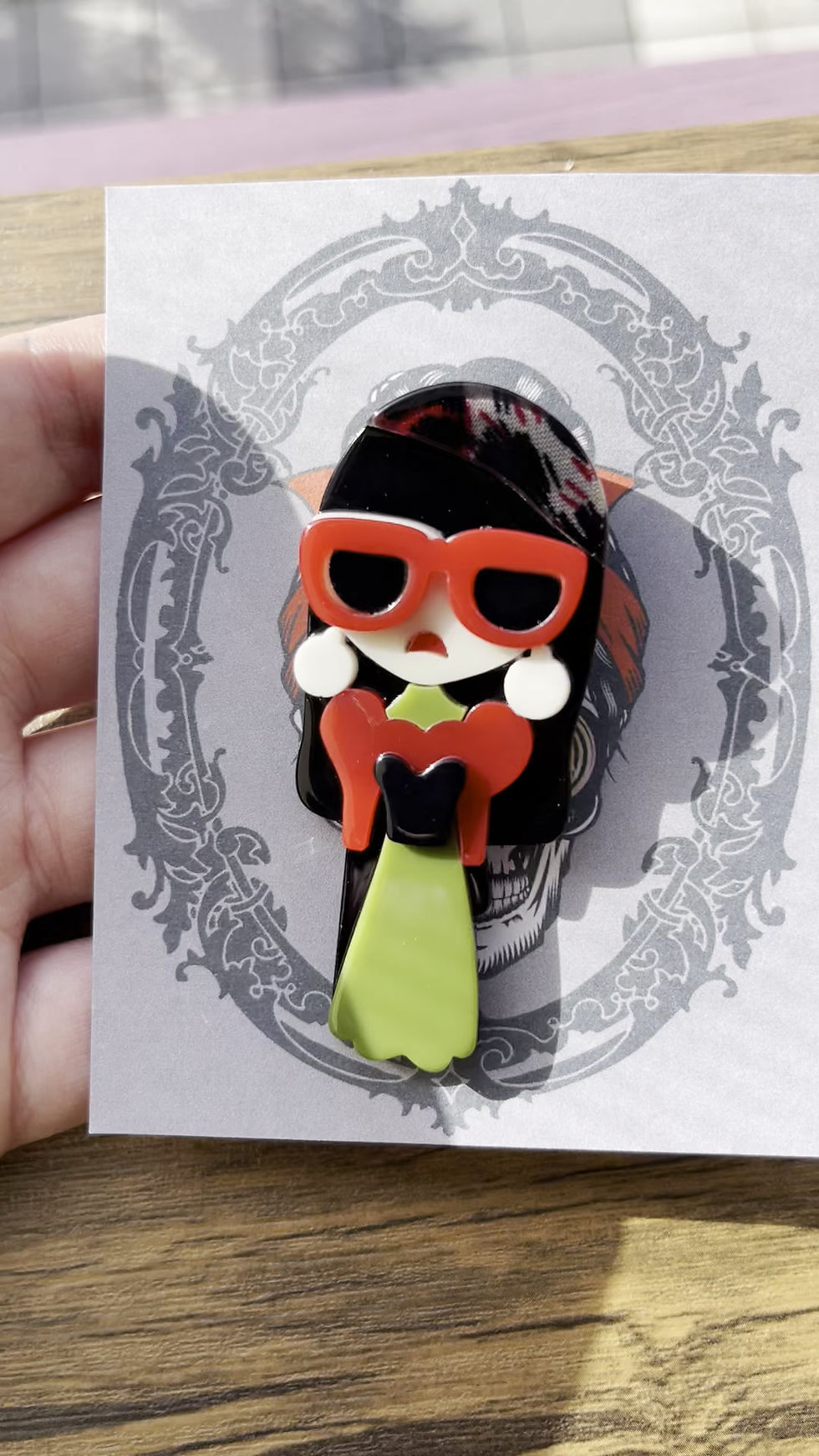 Thumbnail: Fun Quirky Chic fashion Style 3D Brooch