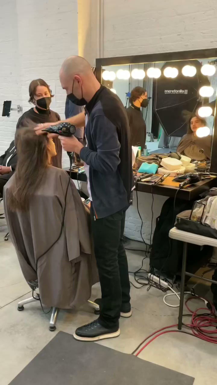 photoshoot bts.mp4