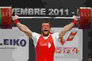 Olympic weightlifter Dmitry Klokov has outstanding intramuscular coordination that makes him a lean weightlifter.