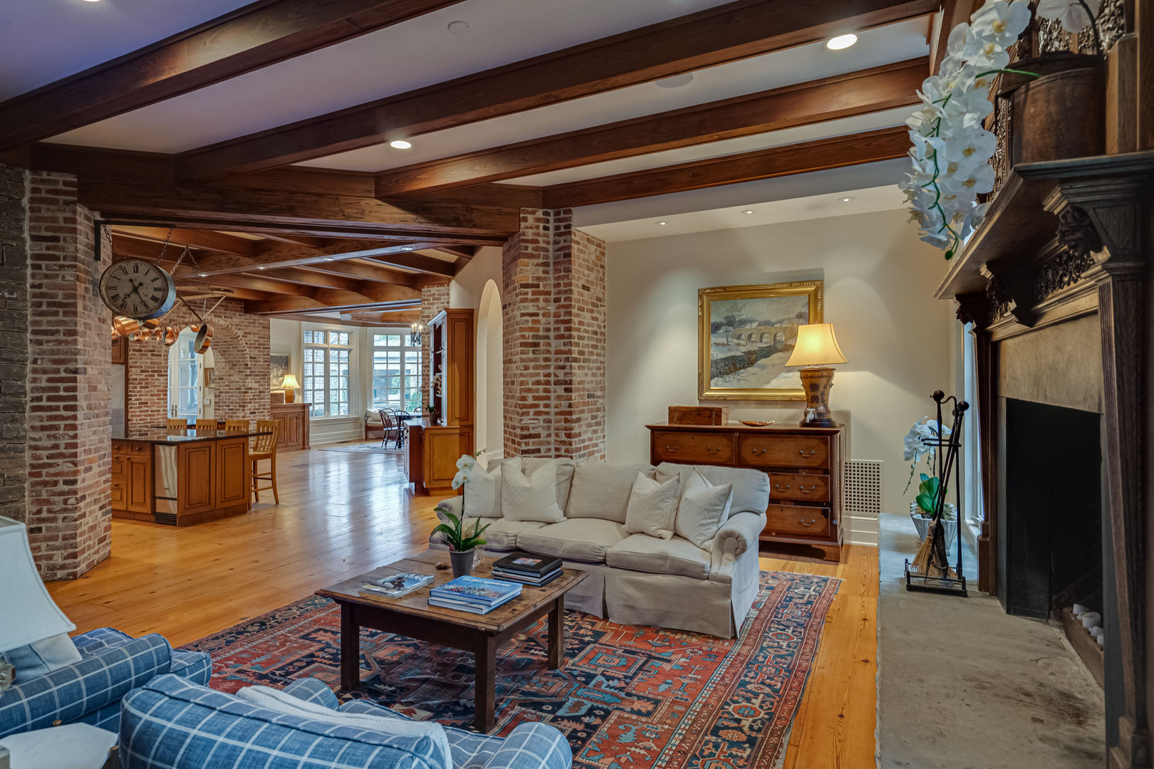 Kitchen Sitting Room 