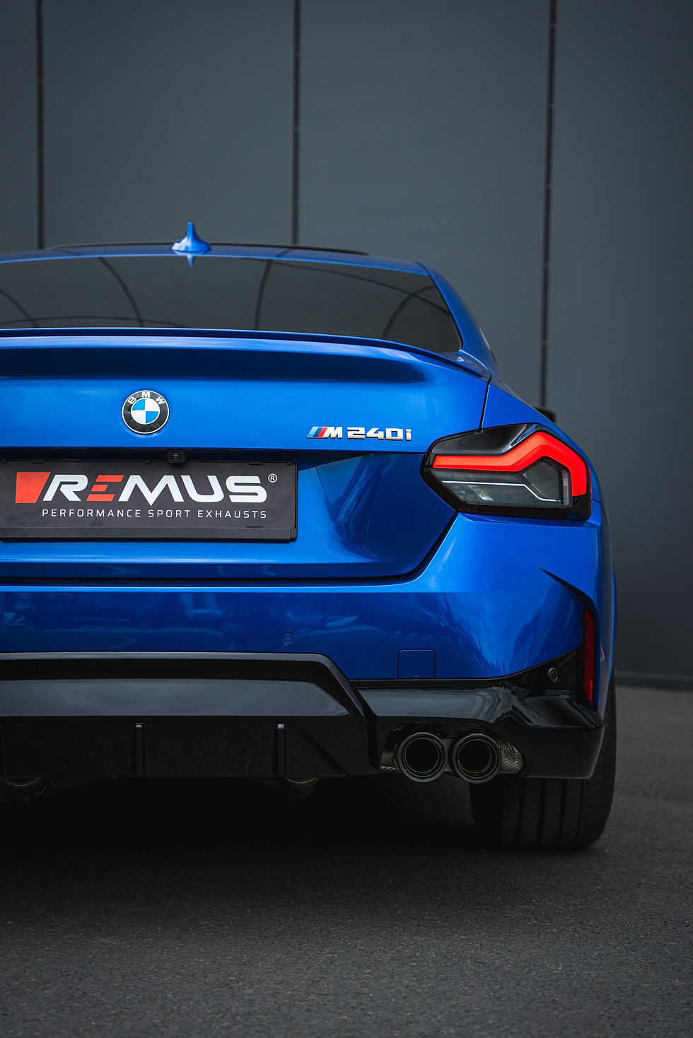 縮圖：BMW G42 M240i Axle-Back System