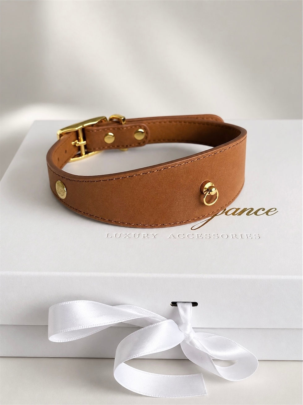 Thumbnail: THE CONTOUR COLLAR