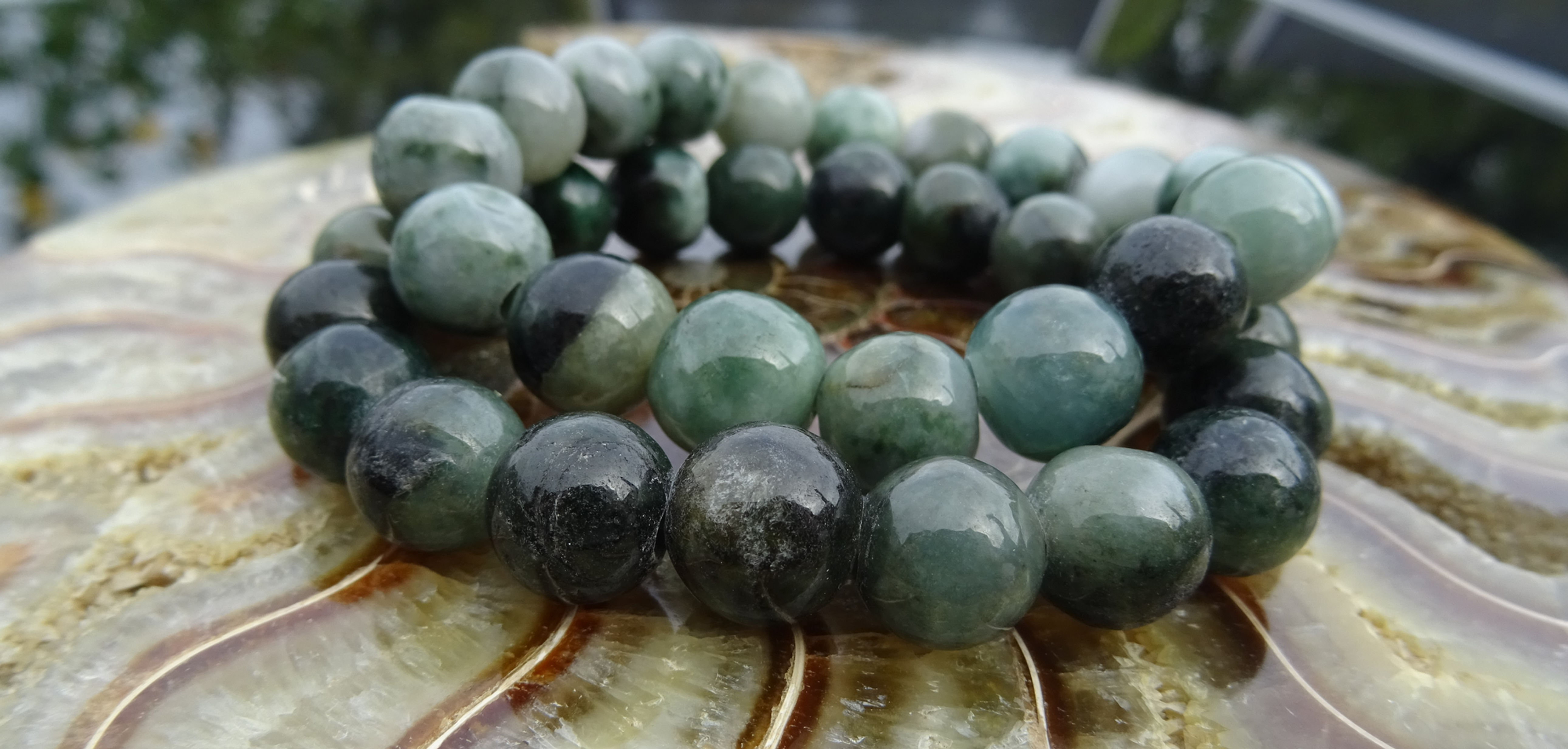 Jade - Edelstenen, een persoonlijk geschenk