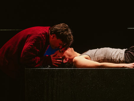 Théâtre: «N’essuie jamais de larmes sans gants» de Jonas Gardell: Fresque magistrale!