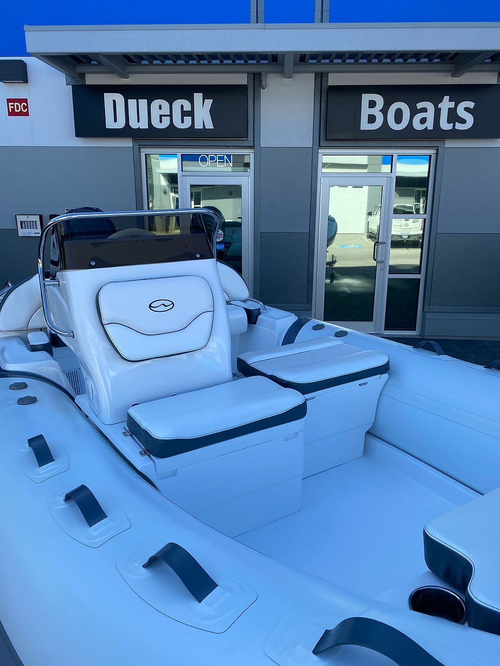 Thumbnail: 2023 Walker Bay Venture 16 / 90 Yamaha PKG - Grey Trim 5 Seat