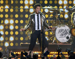1391390683_bruno-mars-superbowl-halftime_2.jpg