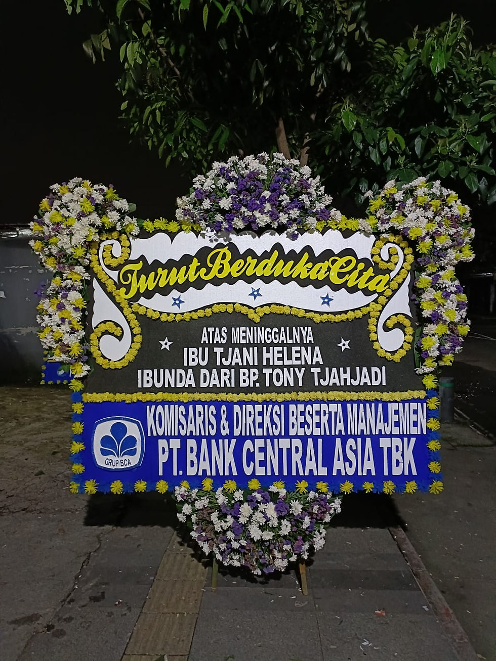 Thumbnail: Bunga Papan - 850