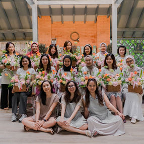 Little Puff - Flower Workshop (kelas merangkai bunga)