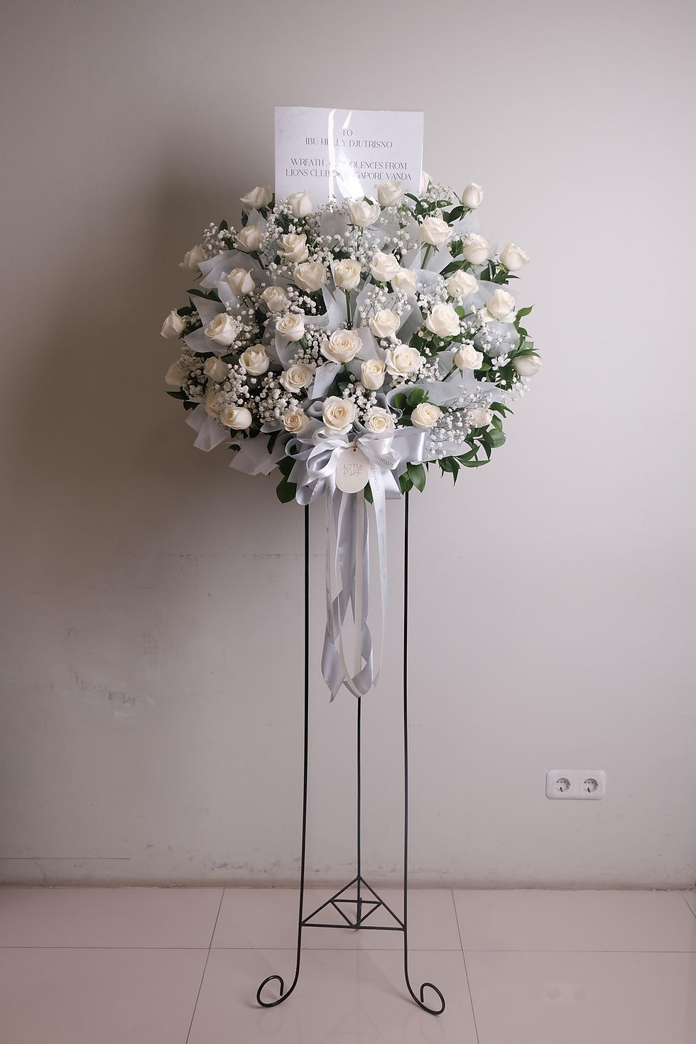 Thumbnail: Standing Flower All Rose