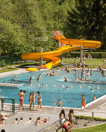 Piscine extérieure à Troisvierges.png