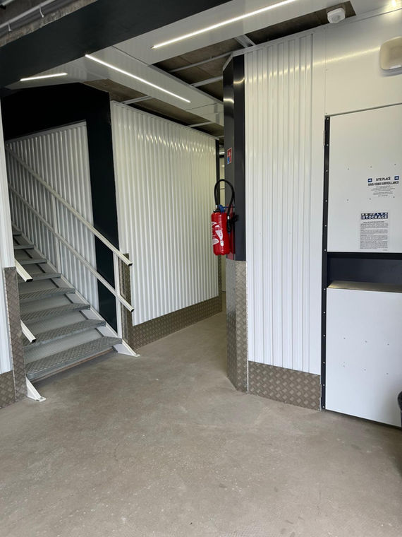 location d'espaces de stockage accessible à tous, que vous soyez à Gap, Montgardin, La Bâtie-Neuve, Chorges, Savines-le-Lac, Embrun, Briançon, Barcelonnette, Espinasse, Rousset, Veynes, Serres, Aspres-sur-Buëch, Saint-Bonnet, Corps, La Mure, Laragne-Montéglin, Sisteron, Volx, Oraison, Les Mées, dans le Champsaur, l'Ubaye, le Dévoluy, le Pays du Buëch...