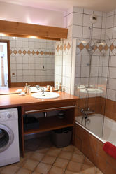 Location 
Vacances
Saisonnier
Grand appartement
Appartement spacieux
Cœur du village
Samoëns
Samoëns Grand Massif
Haute-Savoie
Station de ski
Randonnées
Vélo
Escalade
Avec balcon
Proche téléphérique
Entre 2 et 5 personnes
Semaine
Année
Chalet
Séjour
Proche
Tout équipé
Tout confort
Casier à ski chauffé
Lac
Rivière
Lac aux Dames
Base de loisir
Parapente
Baptême de l'air
Holiday apartment rental
Hebergement
