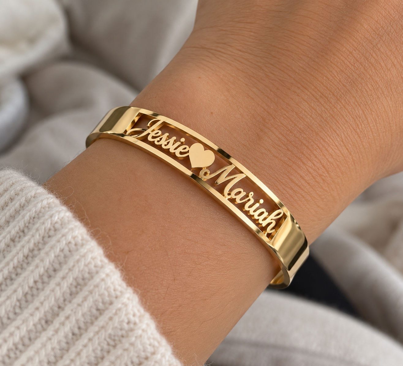 Jonc personnalisé 2 prénoms avec cœur – Bijou élégant et symbolique | IJK Bijoux