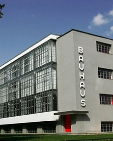 Edificio de La Bauhaus en Dessan- Por Wa