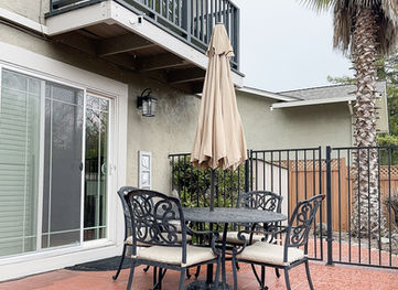 Private entrance Patio