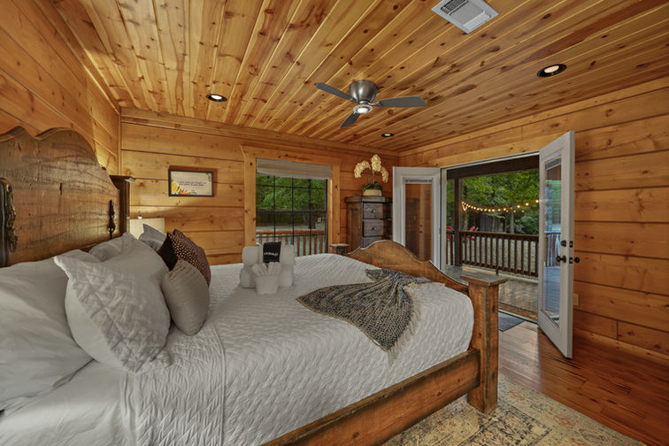 King Master Suite on First Floor