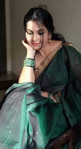 बेटियां दो कुलों को महकाती है