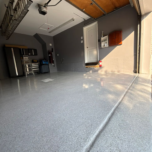 Plancher de garage en époxy flocon glacier