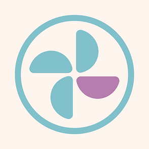 Logo circular com quatro formas arredondadas em hélice; três azul claro e uma roxa, sobre fundo bege.