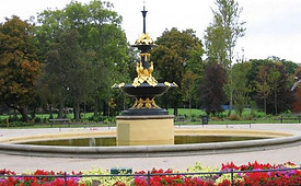 albert-park-fountain-62766102.jpg