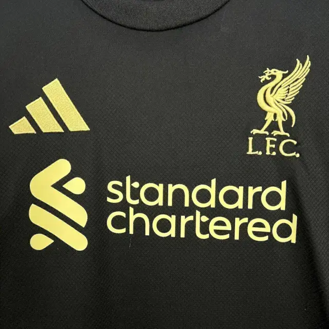 Miniatura: Camisa Liverpool IV 25/26