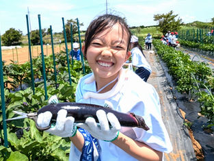 ４・５年生社会科見学（農業・漁業体験）
