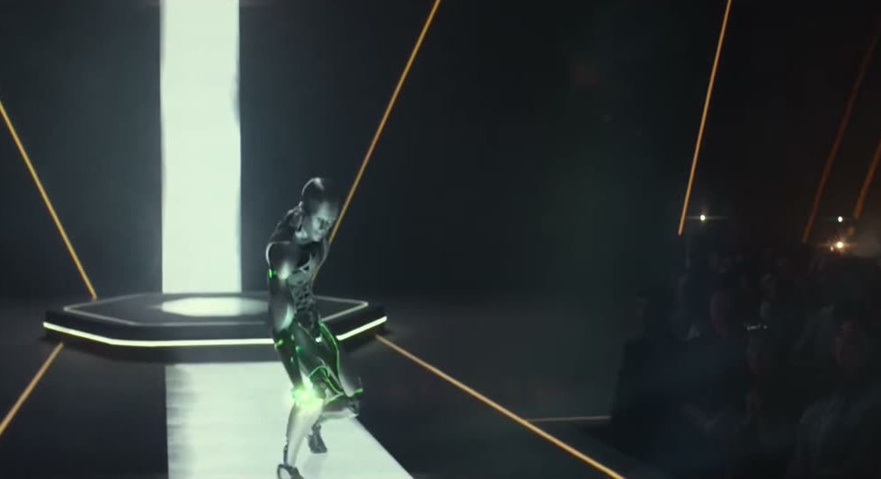 Etisalat robot performance campaign still