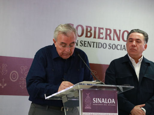 Rubén Rocha firma la iniciativa de Ley Reglamentaria para aplicar la Revocación de Mandato